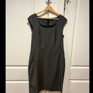 Ann Taylor - Scoop Neck Sheath Dress in Bi-Stretch (Gray)